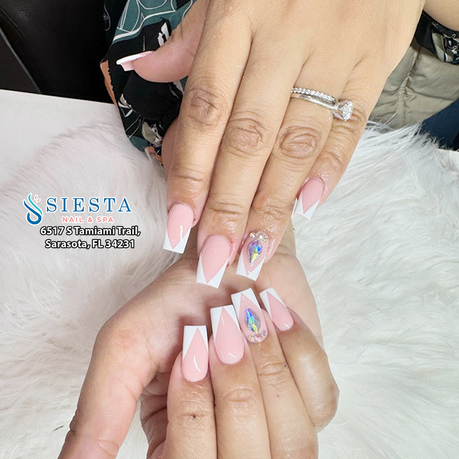 Siesta Nails and Spa